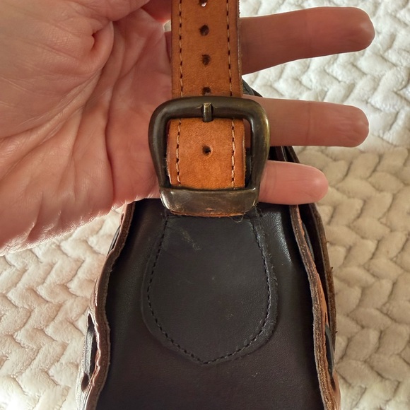 Bohemian Tooled Mexican Leather Crossbody Bag - Picture 7 of 11